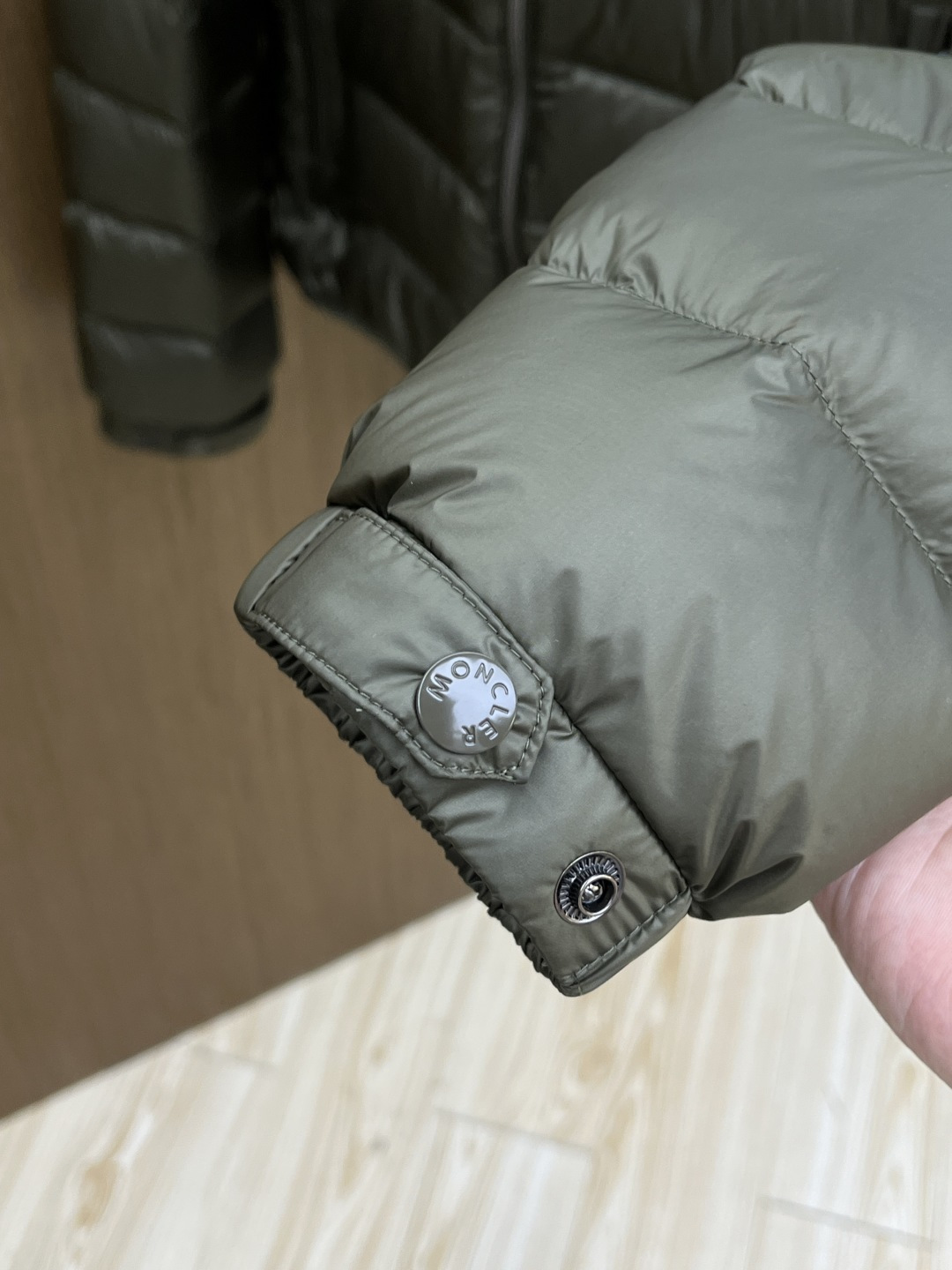 秋冬羽绒 Mon 🔥🔥高端私货 25秋冬上新 爆款蒙口轻薄羽绒服 选用进口面料 充绒量实足 定制五金 原