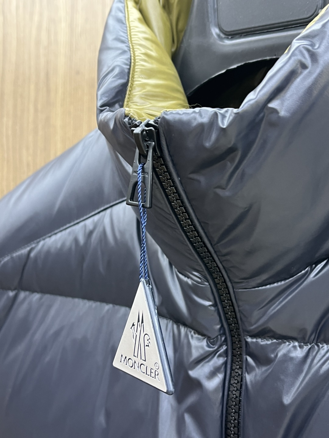 秋冬羽绒 Mon 🔥🔥高端私货 2025新品 Moner 新款羽绒马甲 秀场新品，品相非常完美，高科技防