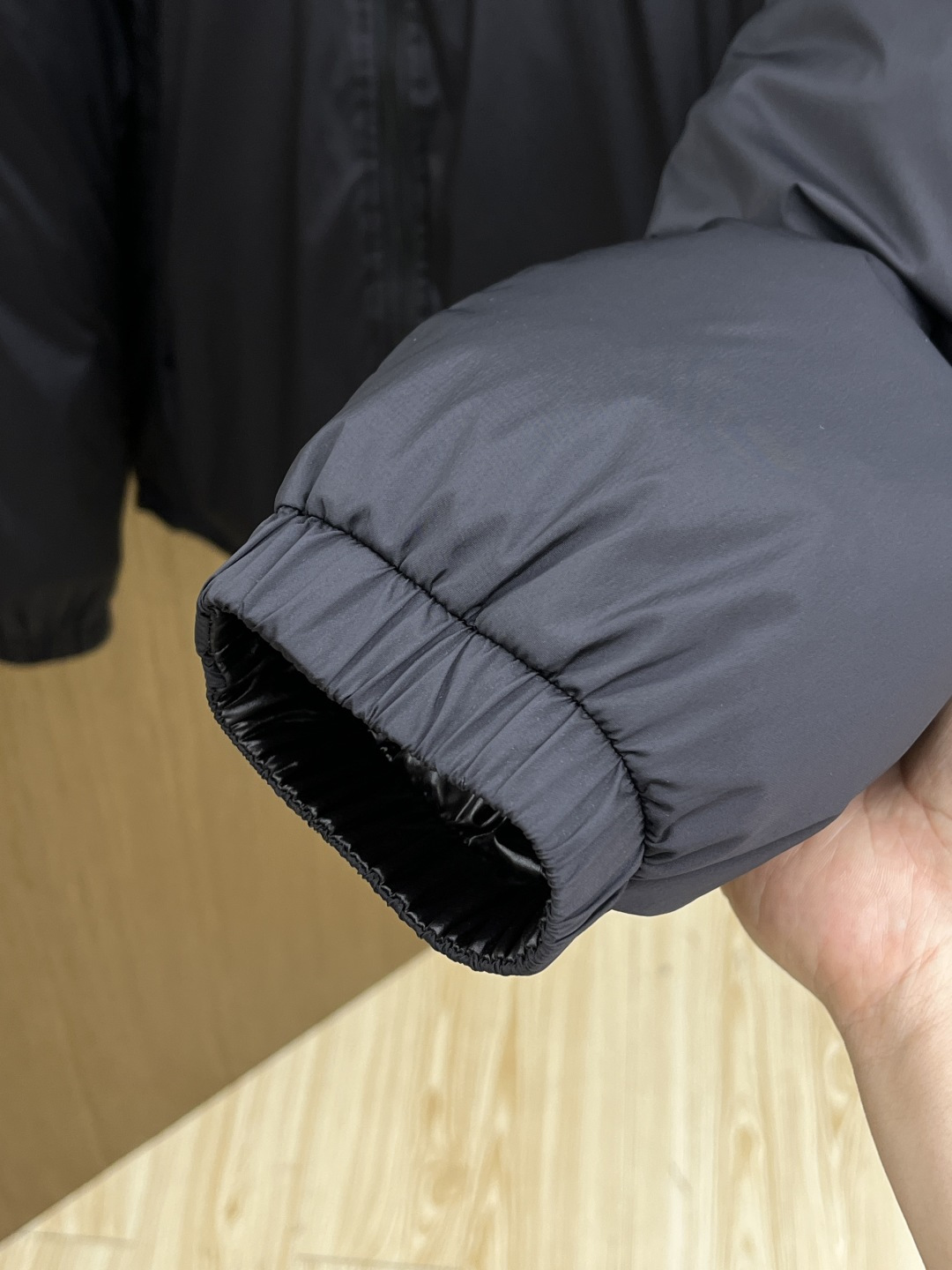 秋冬羽绒 🆕Prada普拉达 双面穿 2025ss秋冬新款时尚休闲羽绒外套连帽（可拆卸）.处处细节显工艺