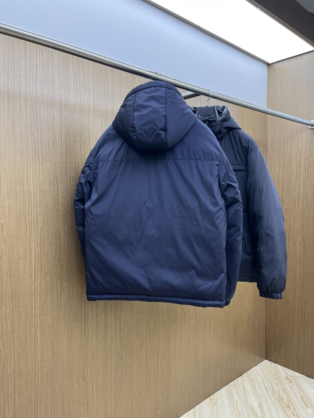 秋冬羽绒 🆕Prada普拉达 双面穿 2025ss秋冬新款时尚休闲羽绒外套连帽（可拆卸）.处处细节显工艺