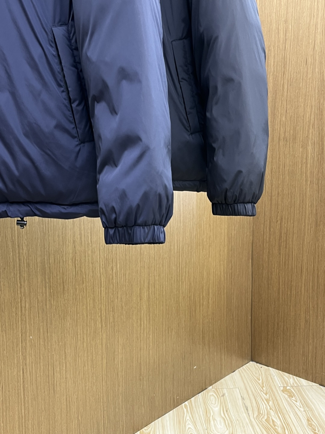 秋冬羽绒 🆕Prada普拉达 双面穿 2025ss秋冬新款时尚休闲羽绒外套连帽（可拆卸）.处处细节显工艺