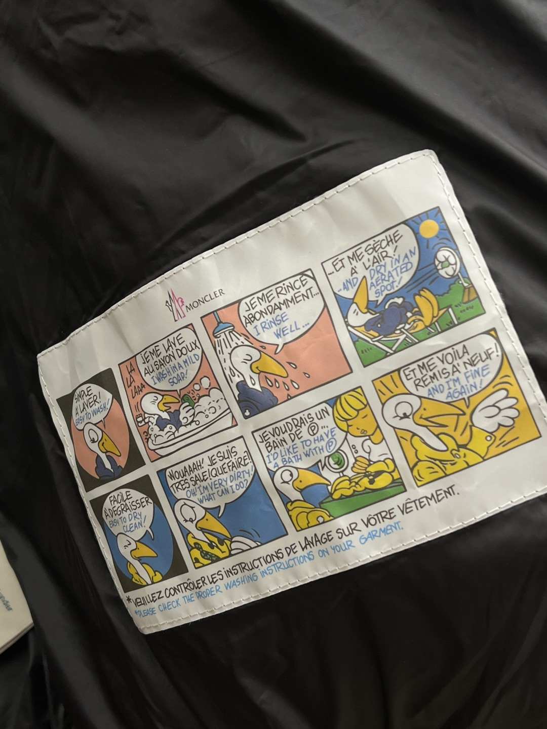 秋冬羽绒 Mon 🔥秋冬上新 蒙口立领羽绒服 进口面料 定制五金 简约时尚 适配商务、休闲等多种场合 专