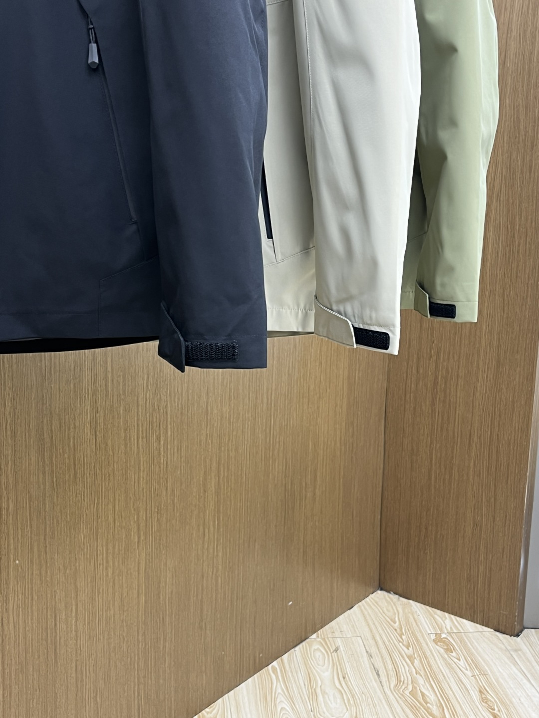 秋冬羽绒 始祖鸟 🔥今年鸟家王炸款三合一冲锋衣羽绒服了来了！一衣三穿！内胆带logo轻薄户外级羽绒服！外