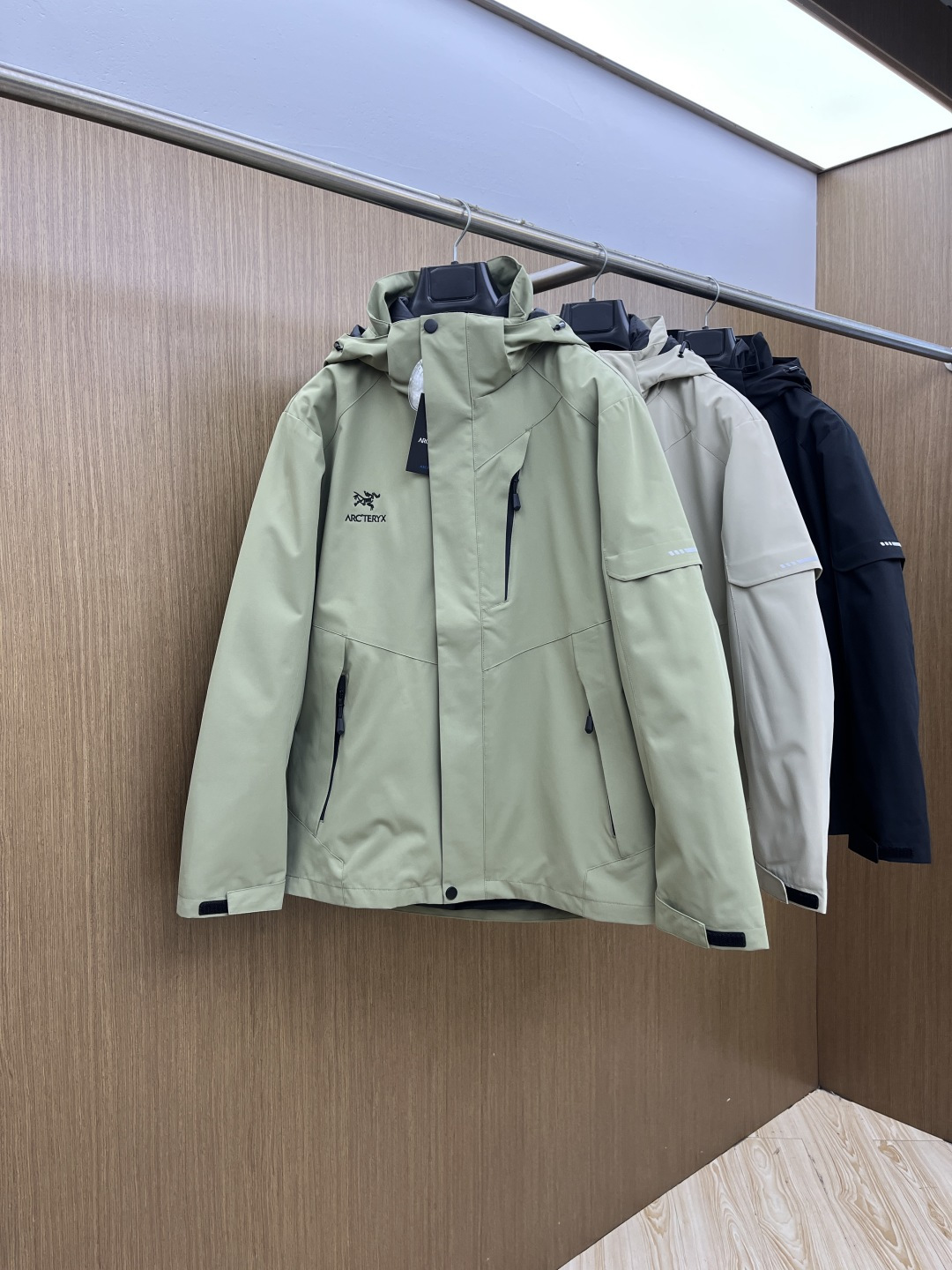 秋冬羽绒 始祖鸟 🔥今年鸟家王炸款三合一冲锋衣羽绒服了来了！一衣三穿！内胆带logo轻薄户外级羽绒服！外