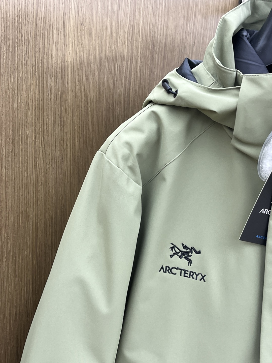 秋冬羽绒 始祖鸟 🔥今年鸟家王炸款三合一冲锋衣羽绒服了来了！一衣三穿！内胆带logo轻薄户外级羽绒服！外