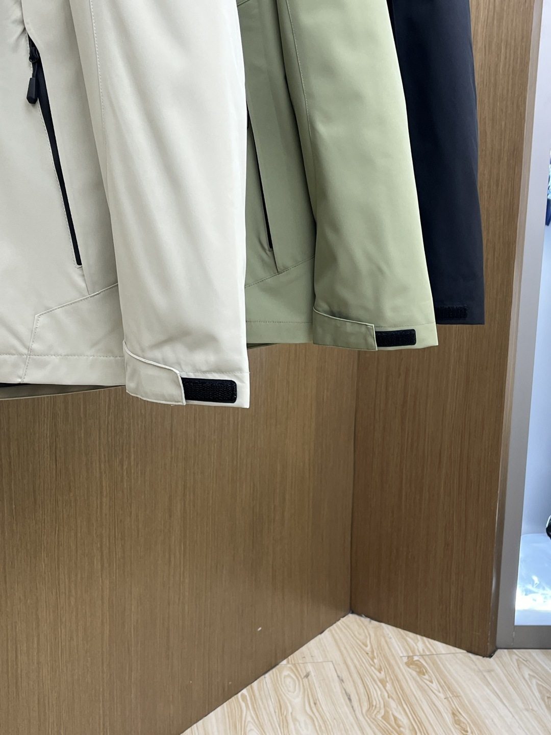 秋冬羽绒 始祖鸟 🔥今年鸟家王炸款三合一冲锋衣羽绒服了来了！一衣三穿！内胆带logo轻薄户外级羽绒服！外