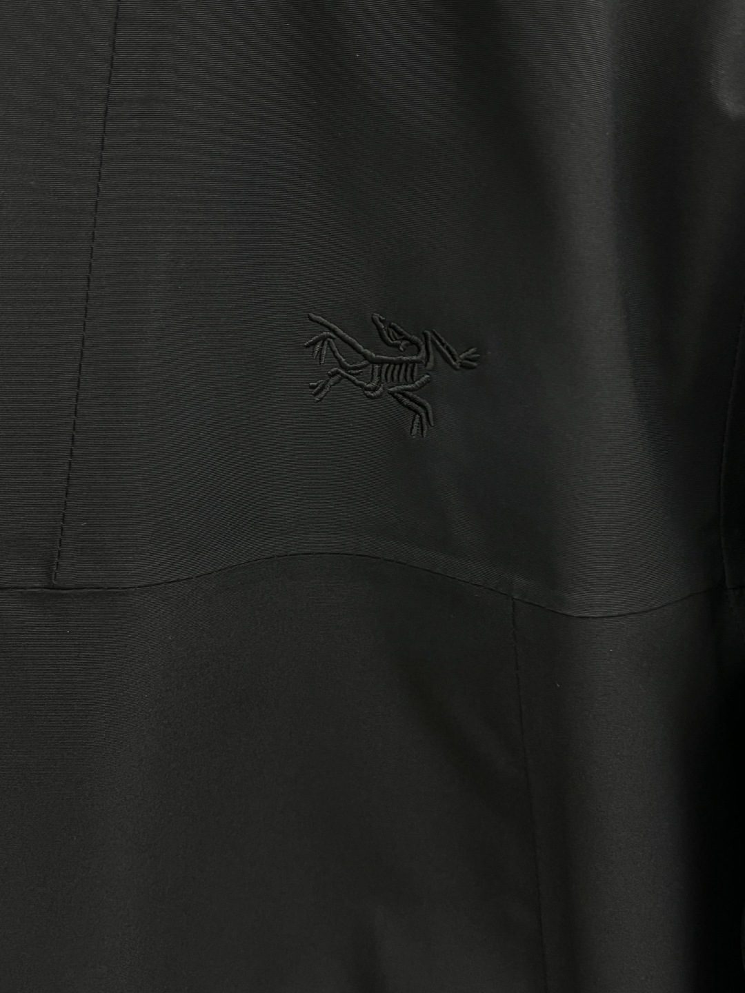 秋冬羽绒 始祖鸟 🔥今年鸟家王炸款三合一冲锋衣羽绒服了来了！一衣三穿！内胆带logo轻薄户外级羽绒服！外