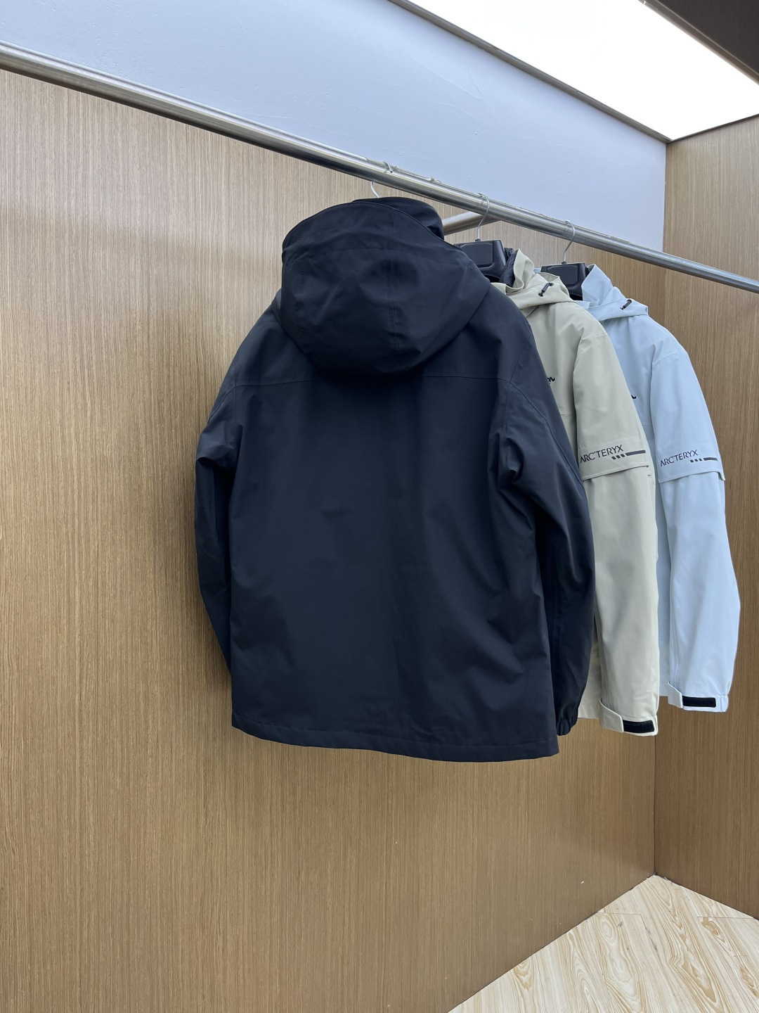 秋冬羽绒 始祖鸟 🔥今年鸟家王炸款三合一冲锋衣羽绒服了来了！一衣三穿！内胆带logo轻薄户外级羽绒服！外