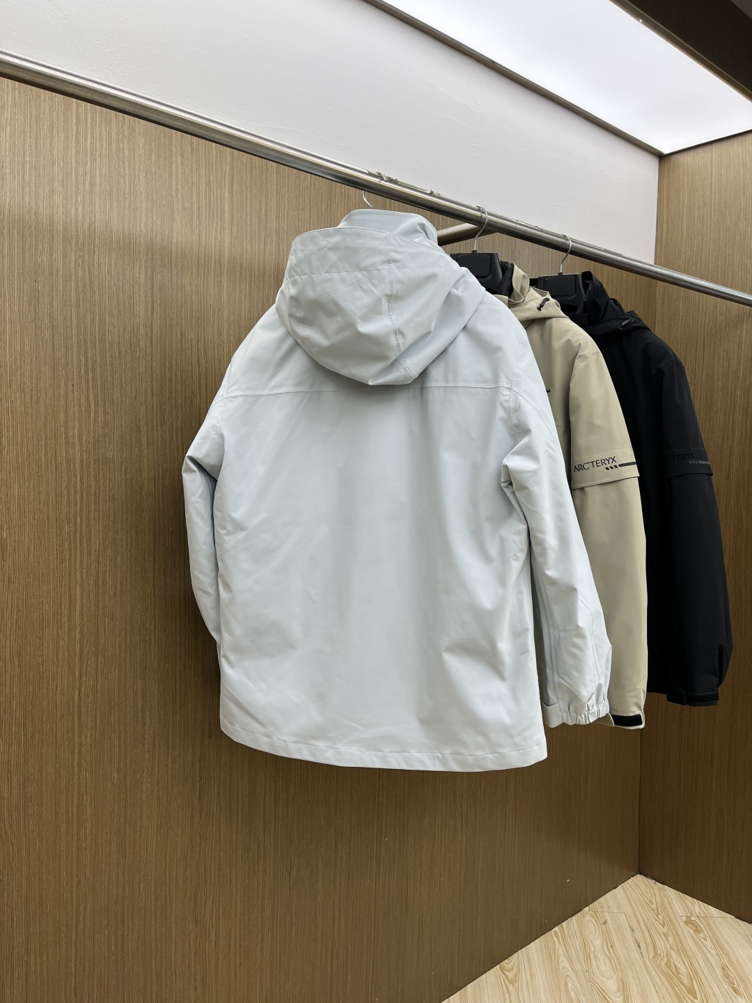 秋冬羽绒 始祖鸟 🔥今年鸟家王炸款三合一冲锋衣羽绒服了来了！一衣三穿！内胆带logo轻薄户外级羽绒服！外