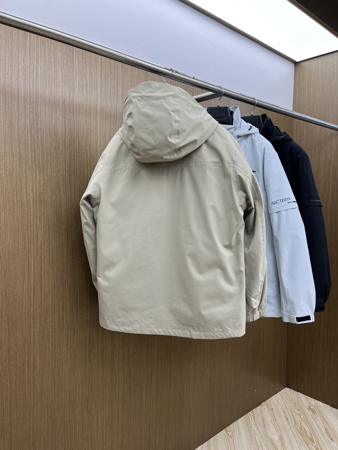 秋冬羽绒 始祖鸟 🔥今年鸟家王炸款三合一冲锋衣羽绒服了来了！一衣三穿！内胆带logo轻薄户外级羽绒服！外