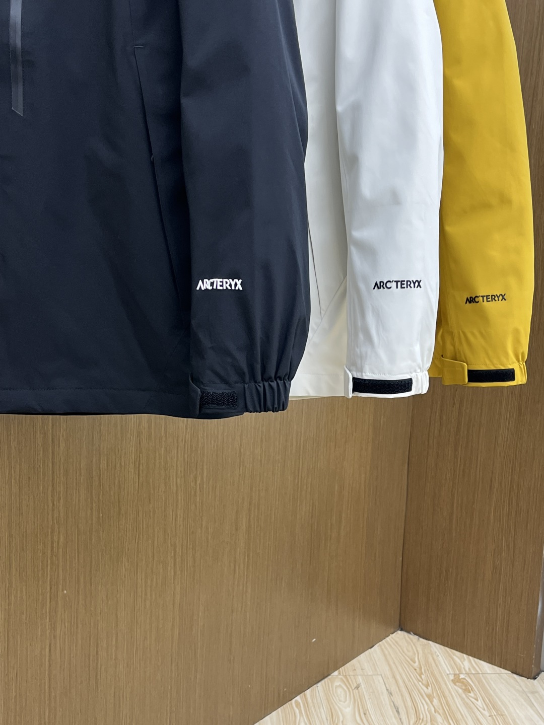 秋冬羽绒 始祖鸟 🔥今年鸟家王炸款三合一冲锋衣羽绒服了来了！一衣三穿！内胆带logo轻薄户外级羽绒服！外