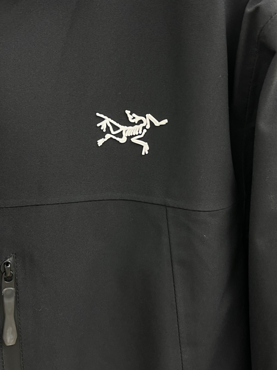 秋冬羽绒 始祖鸟 🔥今年鸟家王炸款三合一冲锋衣羽绒服了来了！一衣三穿！内胆带logo轻薄户外级羽绒服！外