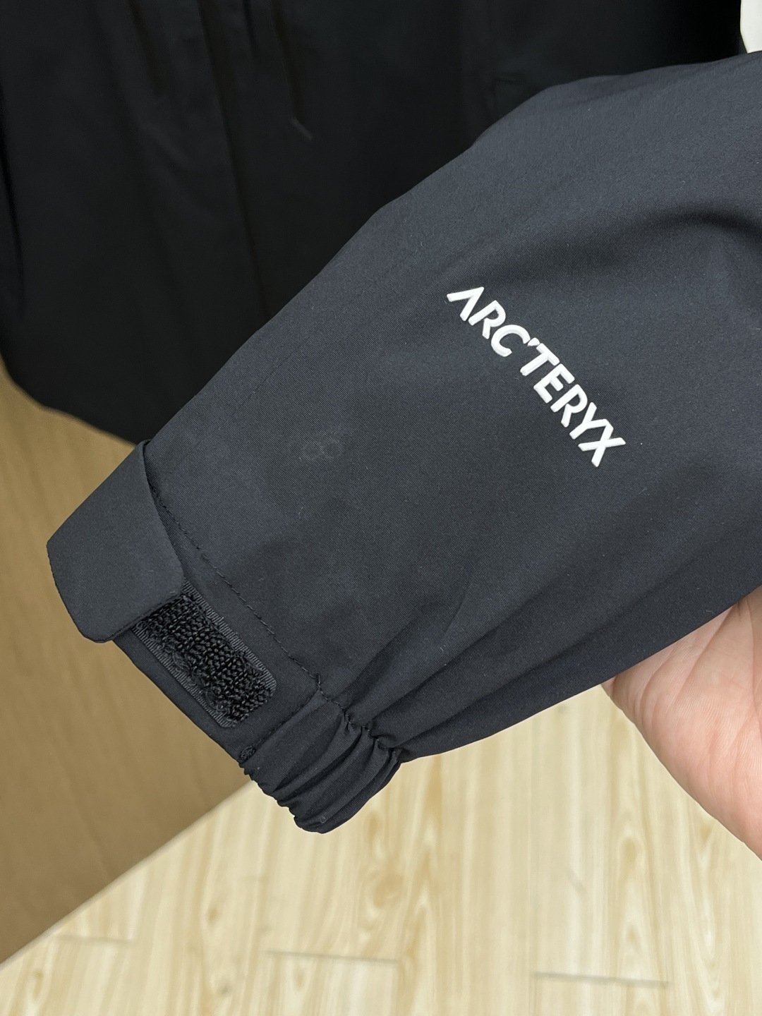 秋冬羽绒 始祖鸟 🔥今年鸟家王炸款三合一冲锋衣羽绒服了来了！一衣三穿！内胆带logo轻薄户外级羽绒服！外