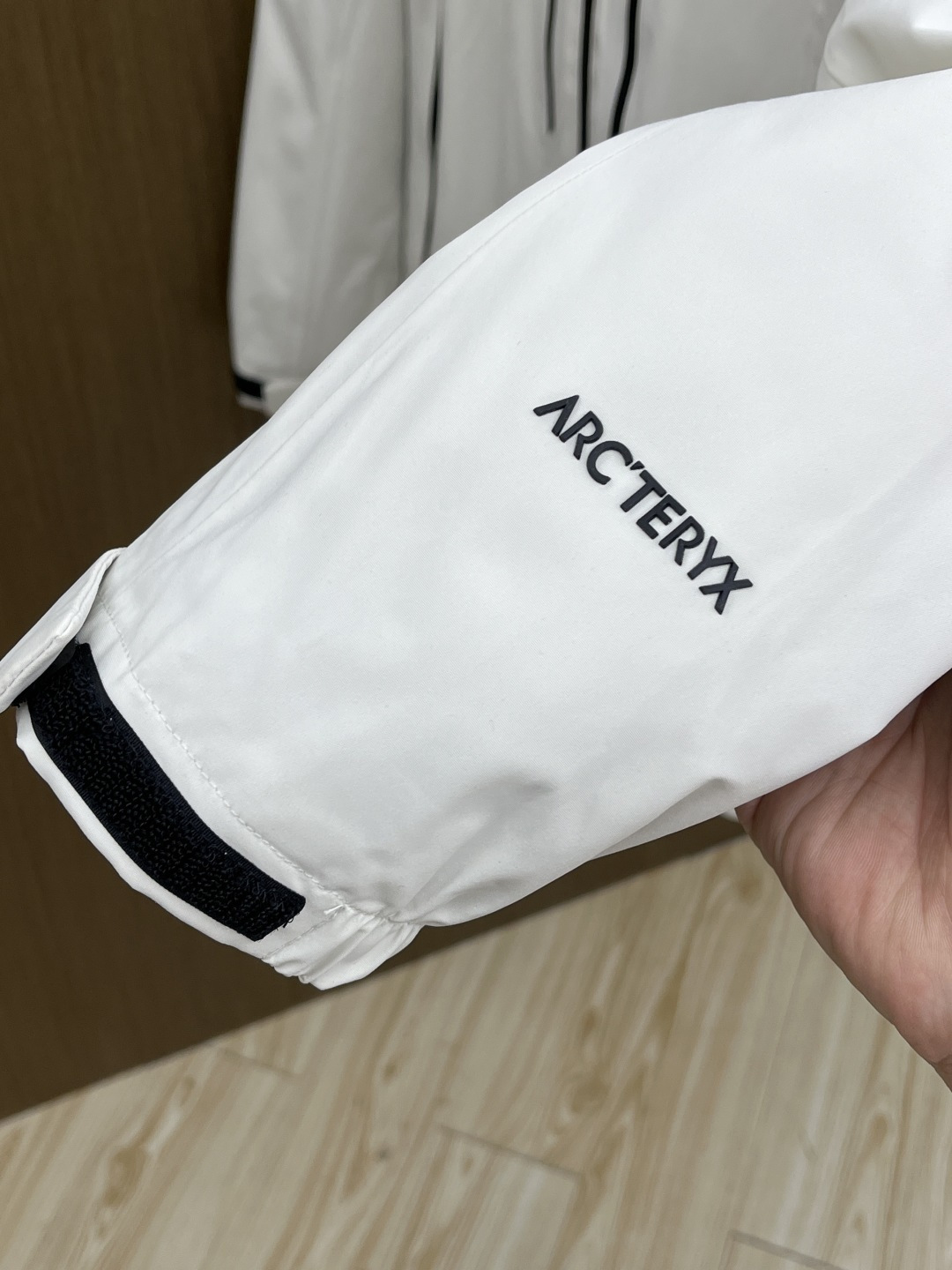 秋冬羽绒 始祖鸟 🔥今年鸟家王炸款三合一冲锋衣羽绒服了来了！一衣三穿！内胆带logo轻薄户外级羽绒服！外