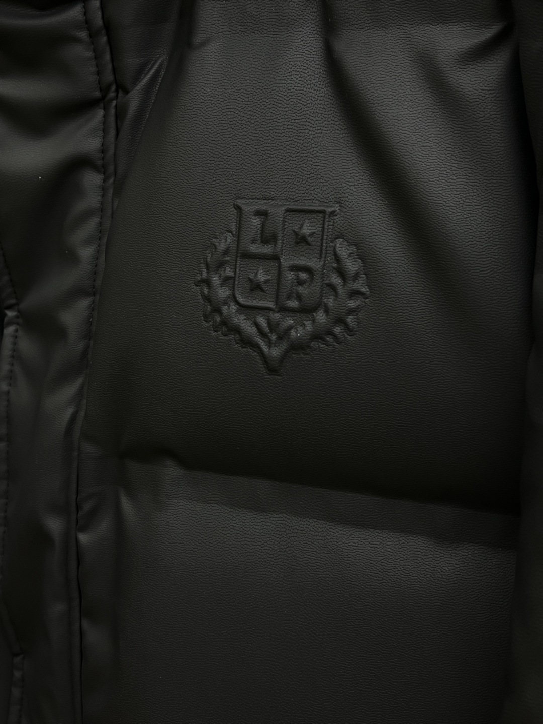 秋冬羽绒服 lP🆕 🔥🔥爆单王 25秋冬独家专供秋冬新款立领羽绒服外套 贸易公司渠道稀出，降温天气必备的