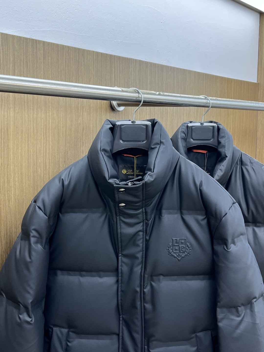 秋冬羽绒服 lP🆕 🔥🔥爆单王 25秋冬独家专供秋冬新款立领羽绒服外套 贸易公司渠道稀出，降温天气必备的