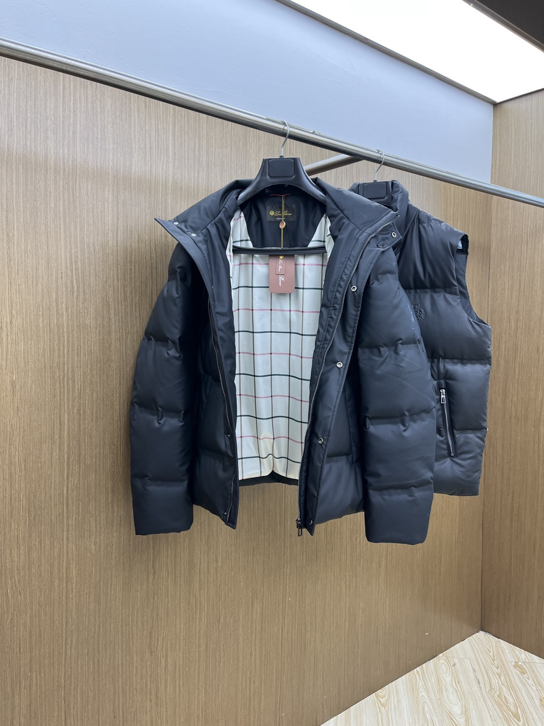 秋冬羽绒服 lP🆕 🔥🔥爆单王 25秋冬独家专供秋冬新款立领羽绒服外套 贸易公司渠道稀出，降温天气必备的