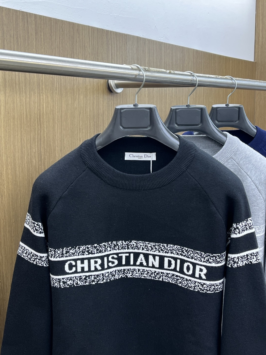 秋冬爆品 CD 🔥🔥aw秋冬新款 同步 时尚经典针织毛衣 秋冬必备款 采用针织衫加厚毛衣，精致简洁大方 