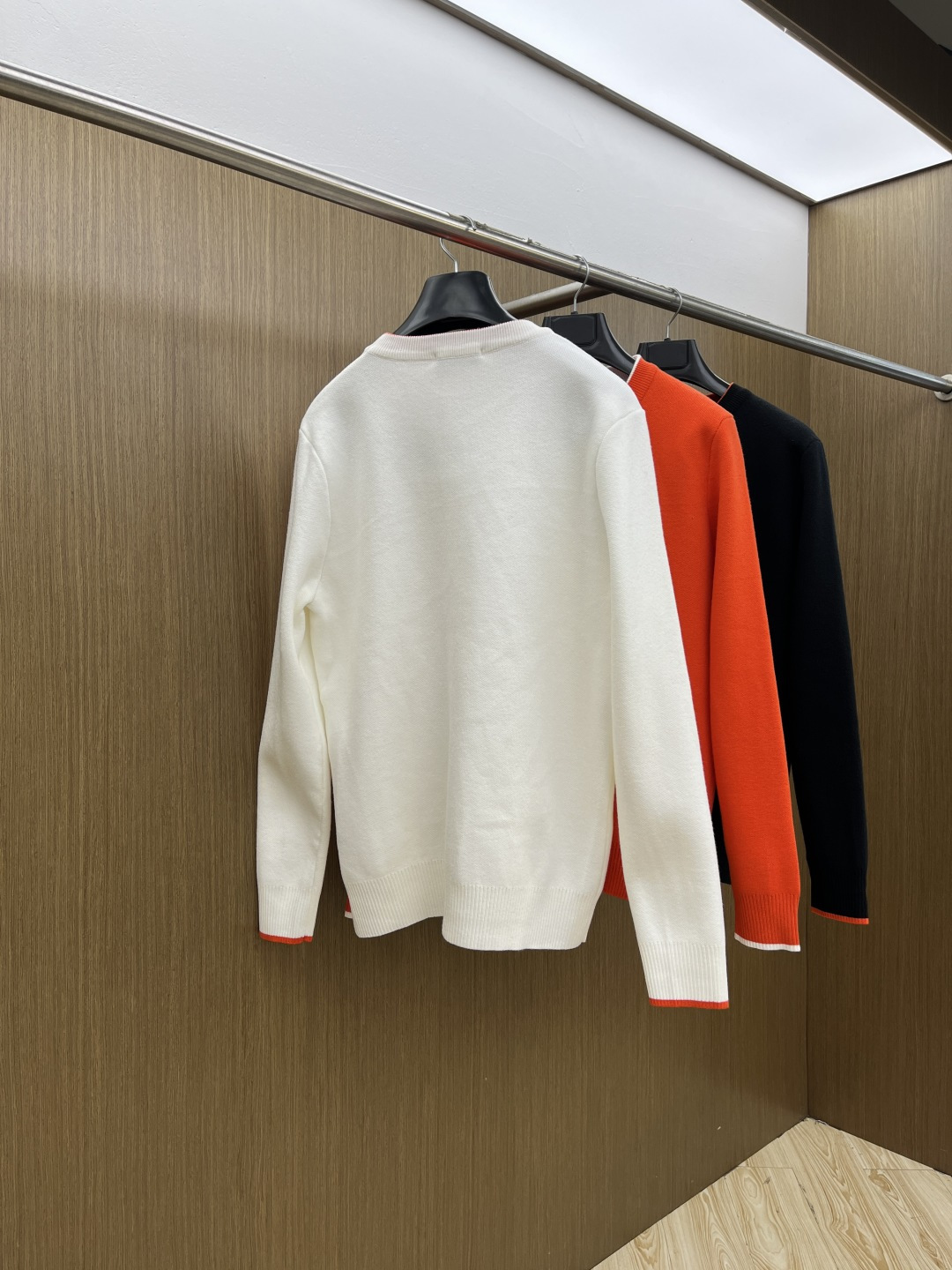 秋冬爆品 Her 🔥🔥aw秋冬新款 同步 时尚经典针织毛衣 秋冬必备款 采用针织衫加厚毛衣，精致简洁大方