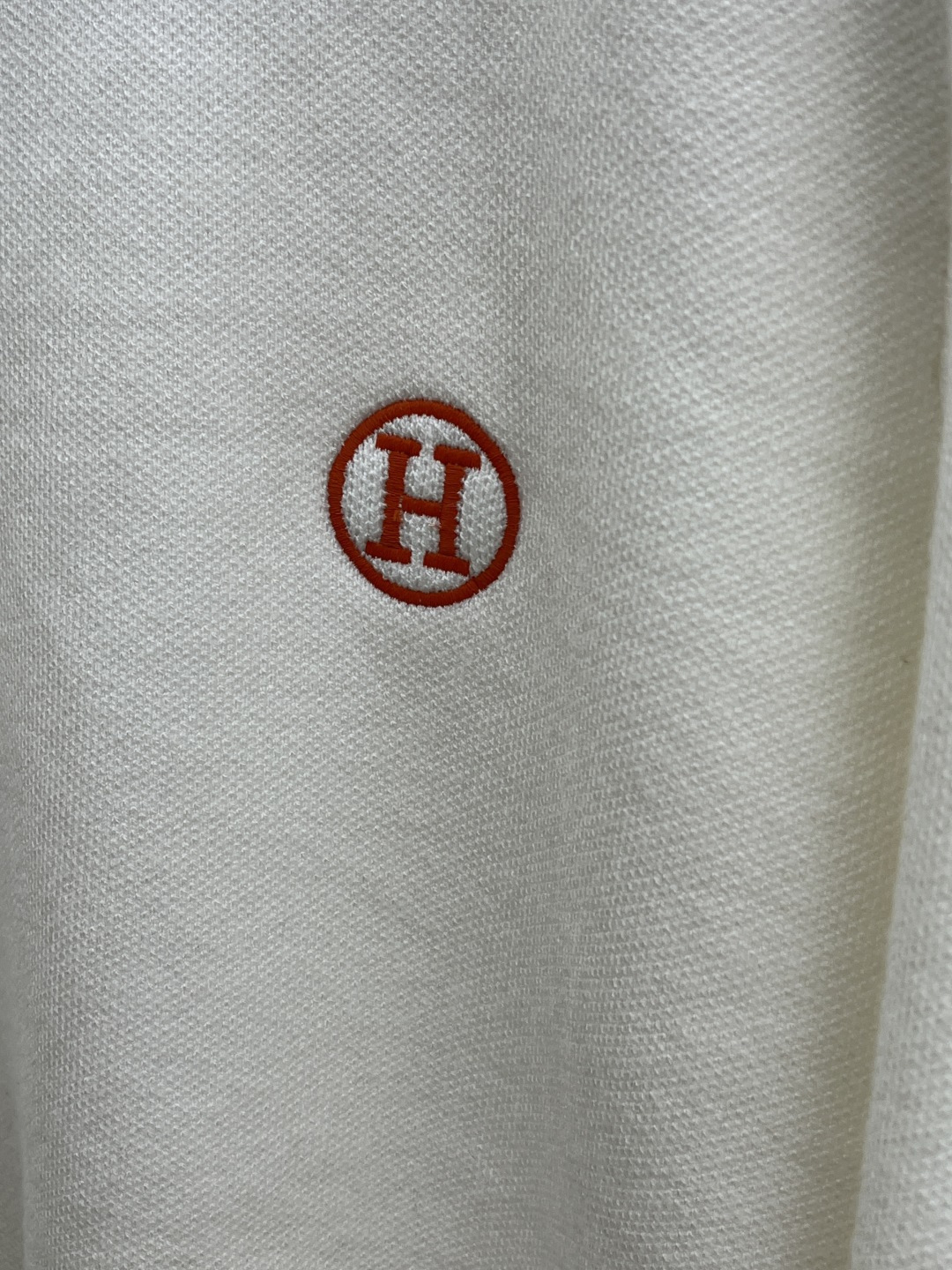 秋冬爆品 Her 🔥🔥aw秋冬新款 同步 时尚经典针织毛衣 秋冬必备款 采用针织衫加厚毛衣，精致简洁大方