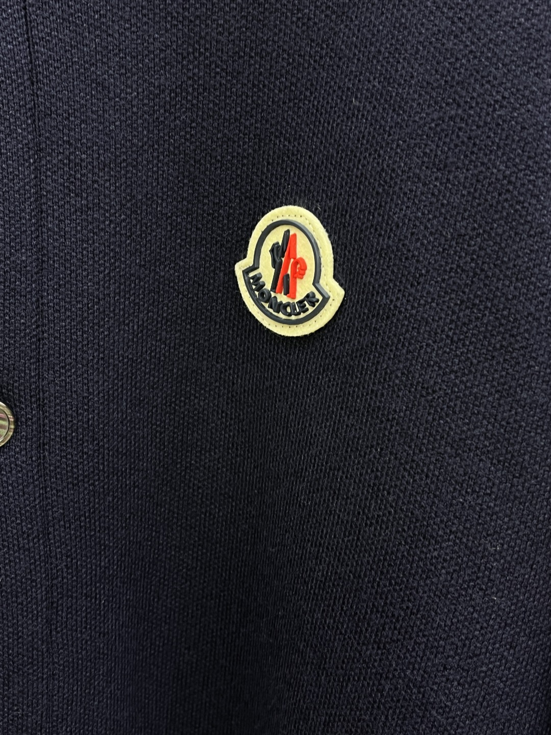 秋冬爆品 TB 🔥🔥aw秋冬新款 同步 时尚经典针织开衫毛衣 秋冬必备款 采用针织衫加厚毛衣，精致简洁大