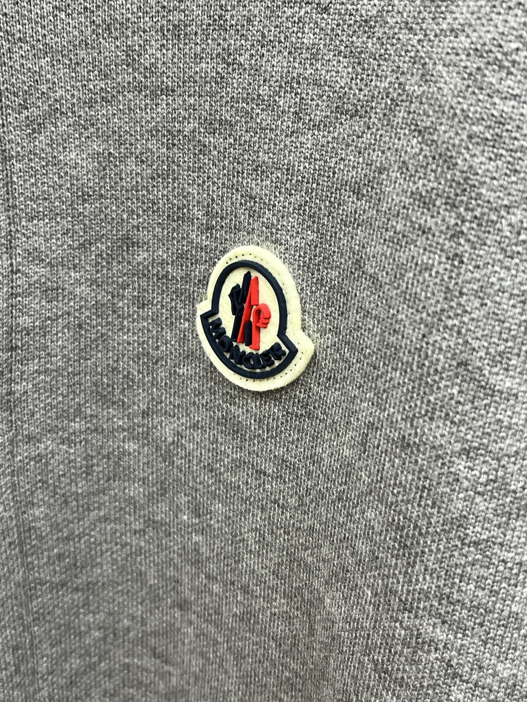 秋冬爆品 TB 🔥🔥aw秋冬新款 同步 时尚经典针织开衫毛衣 秋冬必备款 采用针织衫加厚毛衣，精致简洁大