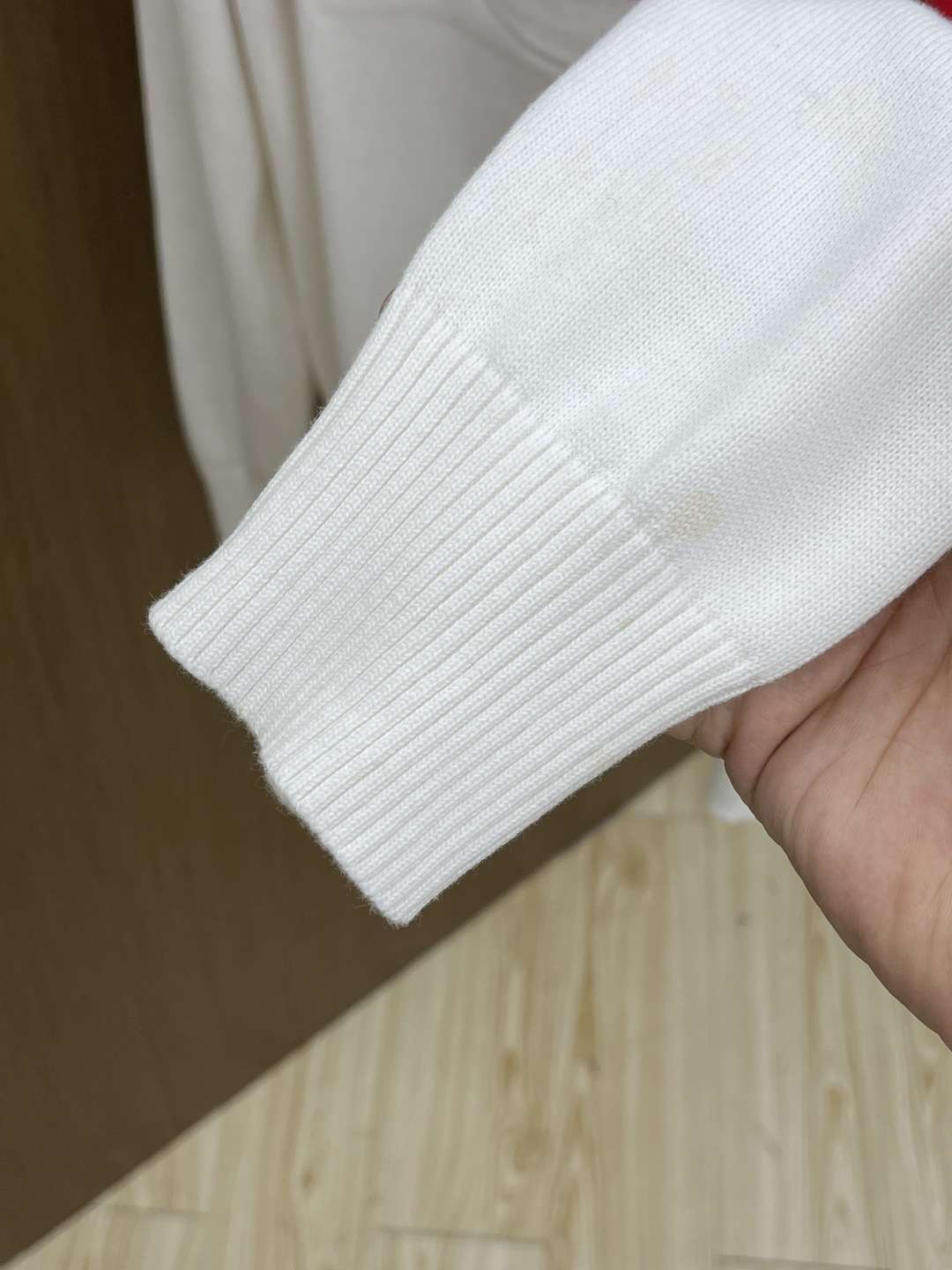 秋冬爆品 Mon 🔥🔥aw秋冬新款 同步 时尚经典针织毛衣 秋冬必备款 采用针织衫加厚毛衣，精致简洁大方