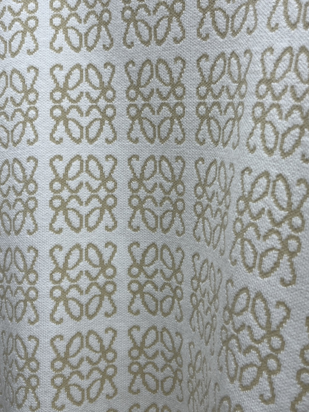 秋冬爆品 Loe 🔥🔥aw秋冬新款 同步 时尚经典针织毛衣 秋冬必备款 采用针织衫加厚毛衣，精致简洁大方