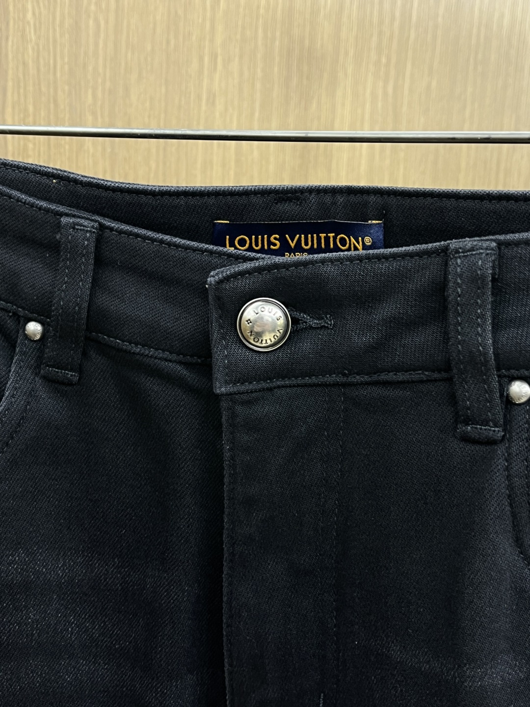 秋冬爆品 LV 🔥🔥高端定制品质 25SS秋冬最新款原单阔腿牛仔裤 柜台同步发售 原版定制复刻 客供五金