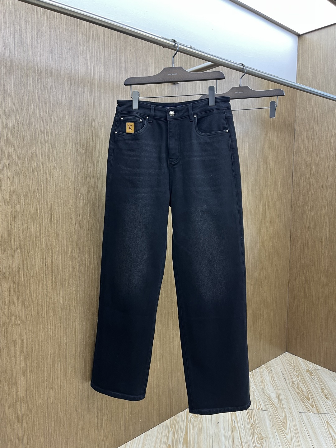 秋冬爆品 LV 🔥🔥高端定制品质 25SS秋冬最新款原单阔腿牛仔裤 柜台同步发售 原版定制复刻 客供五金