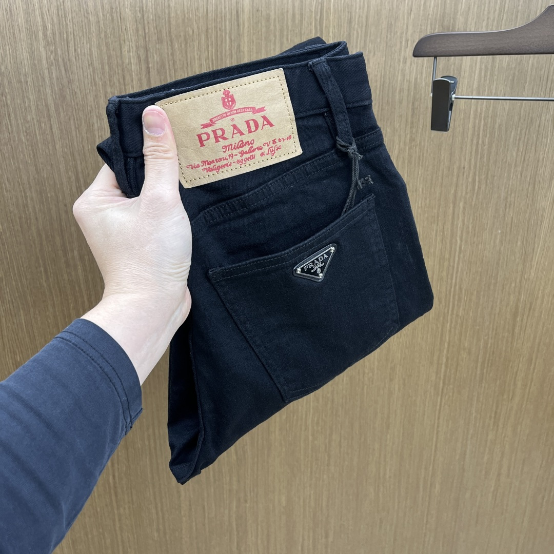 NO:651246,Autumn and winter hot product PD, high-end customized quality, 25SS latest autumn and winter original jeans, sold simultaneously at the counter, original customized replica, customer-supplied hardware accessories, original quality, imported denim fabrics, heavy industrial washing, fine workmanship and routing, excellent upper body, preferred item A60 SIZE: 29-36 without 35,,jeans,alexander wang19860909秋冬爆品 PD 高端定制品质 25SS秋冬最新款原单牛仔裤 柜台同步发售 原版定制复刻 客供五金辅料 原单品质 进口牛仔面料重工洗水 做工走线精细 上身绝佳,优选单品A60 SIZE:29-36无35,,jeans,alexander wang,Men's clothing