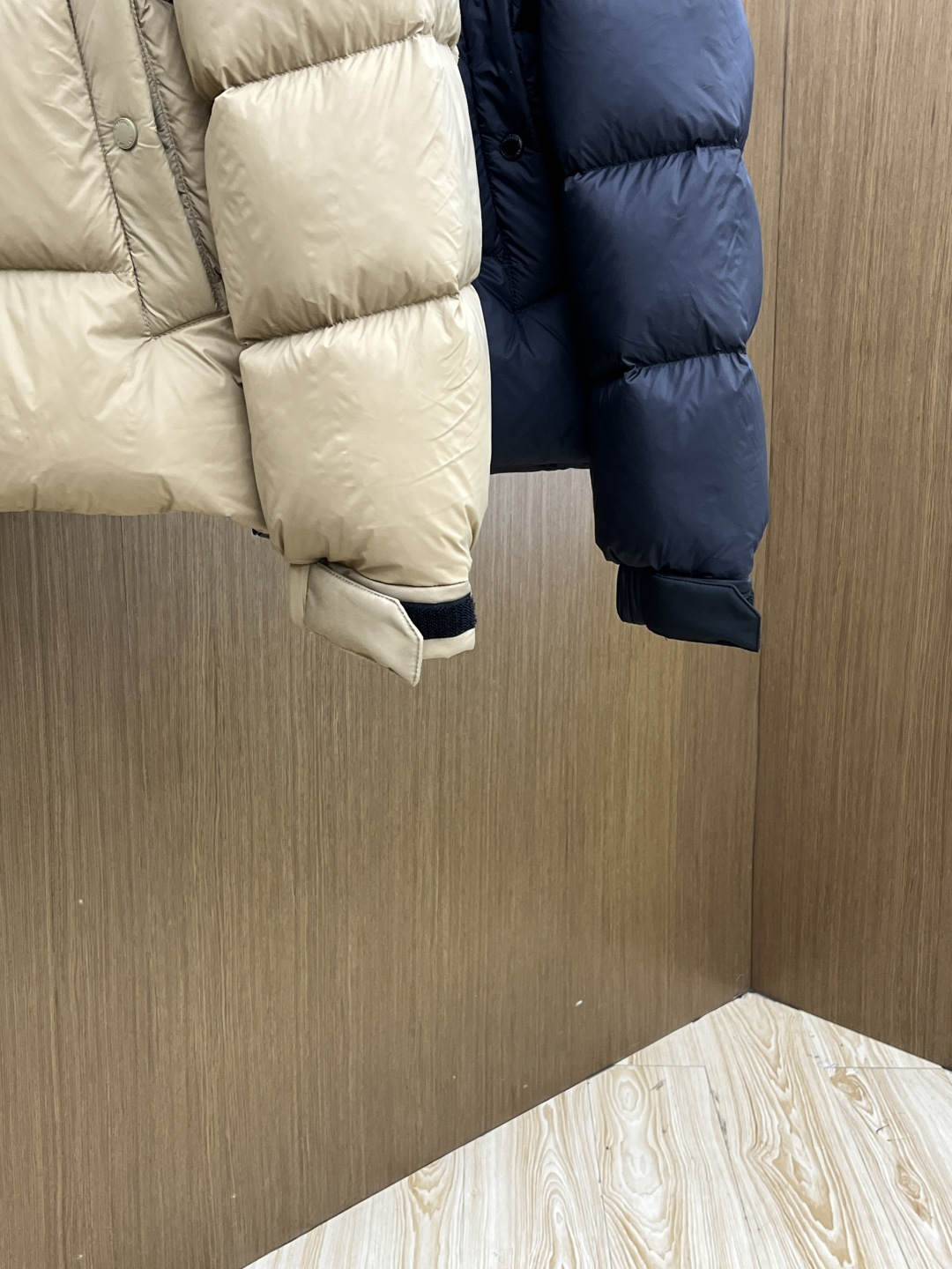 秋冬羽绒 🆕Burberry巴宝莉 2025ss秋冬新款时尚休闲连帽羽绒外套，一衣两穿（袖子，帽子均可拆