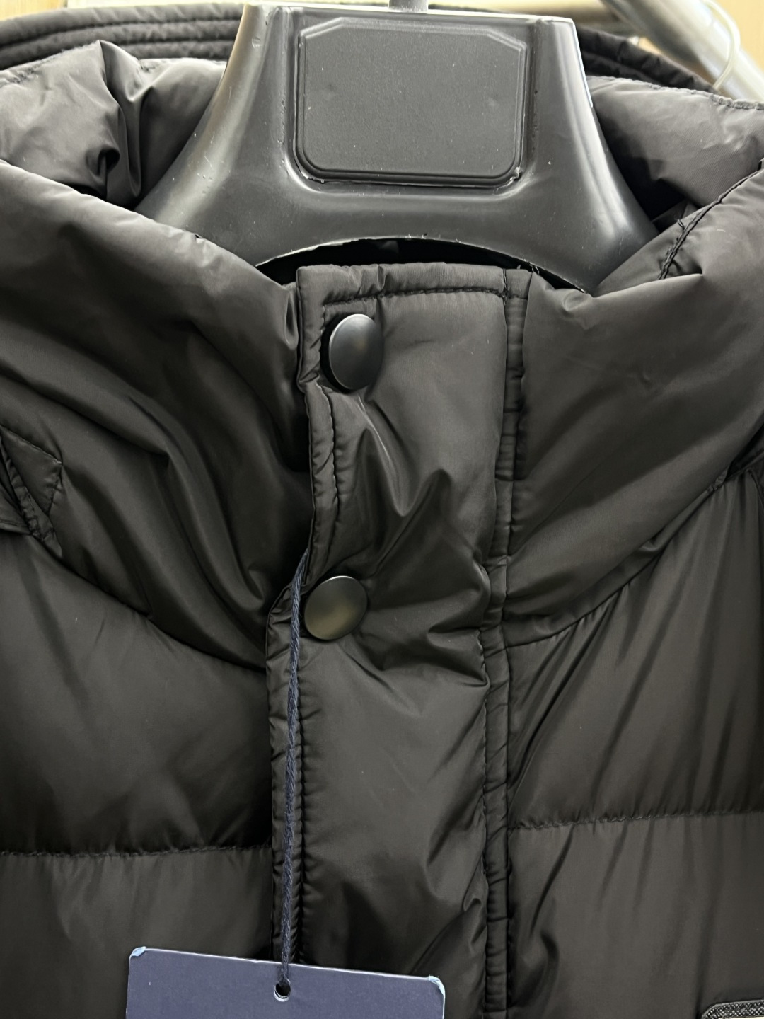 秋冬羽绒 🆕Prada普拉达 2025ss秋冬新款时尚休闲羽绒外套，连帽可拆，处处细节显工艺足够的高级，