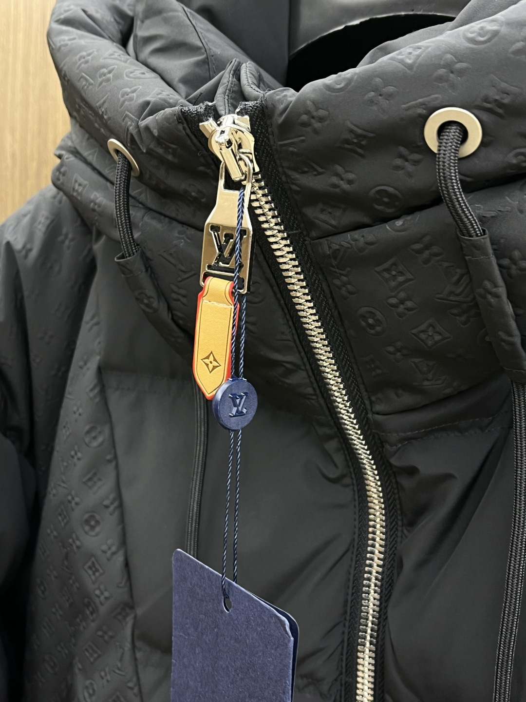 秋冬羽绒 🆕LV路易威登 2025ss秋冬新款时尚休闲羽绒外套，连帽不可拆，提花面料，处处细节显工艺足够