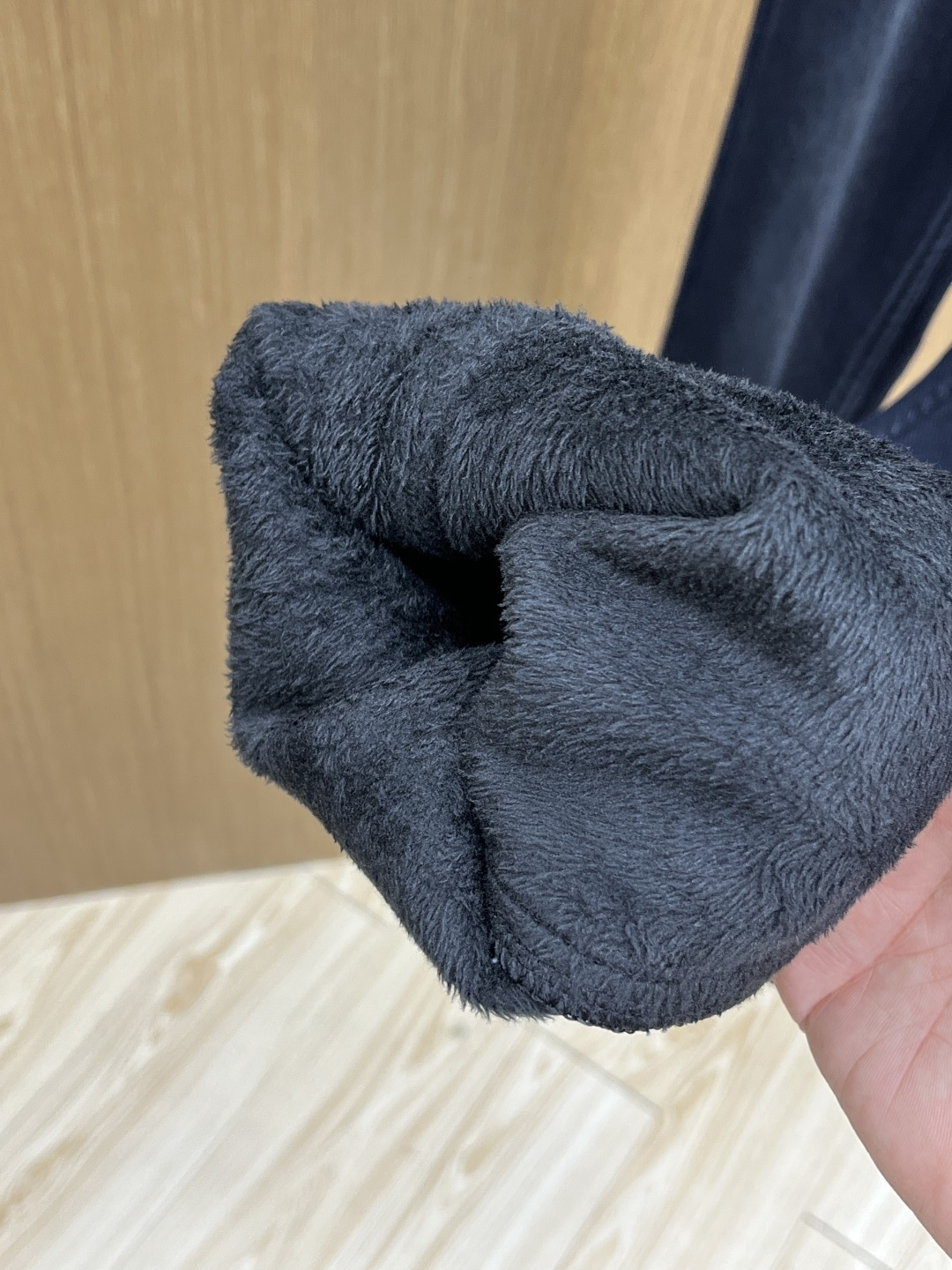 加绒款 TOMY 🔥🔥ss秋冬新品，官网同步有售，男士高端商务休闲西裤，高端进口面料，带弹力，后面采用硅