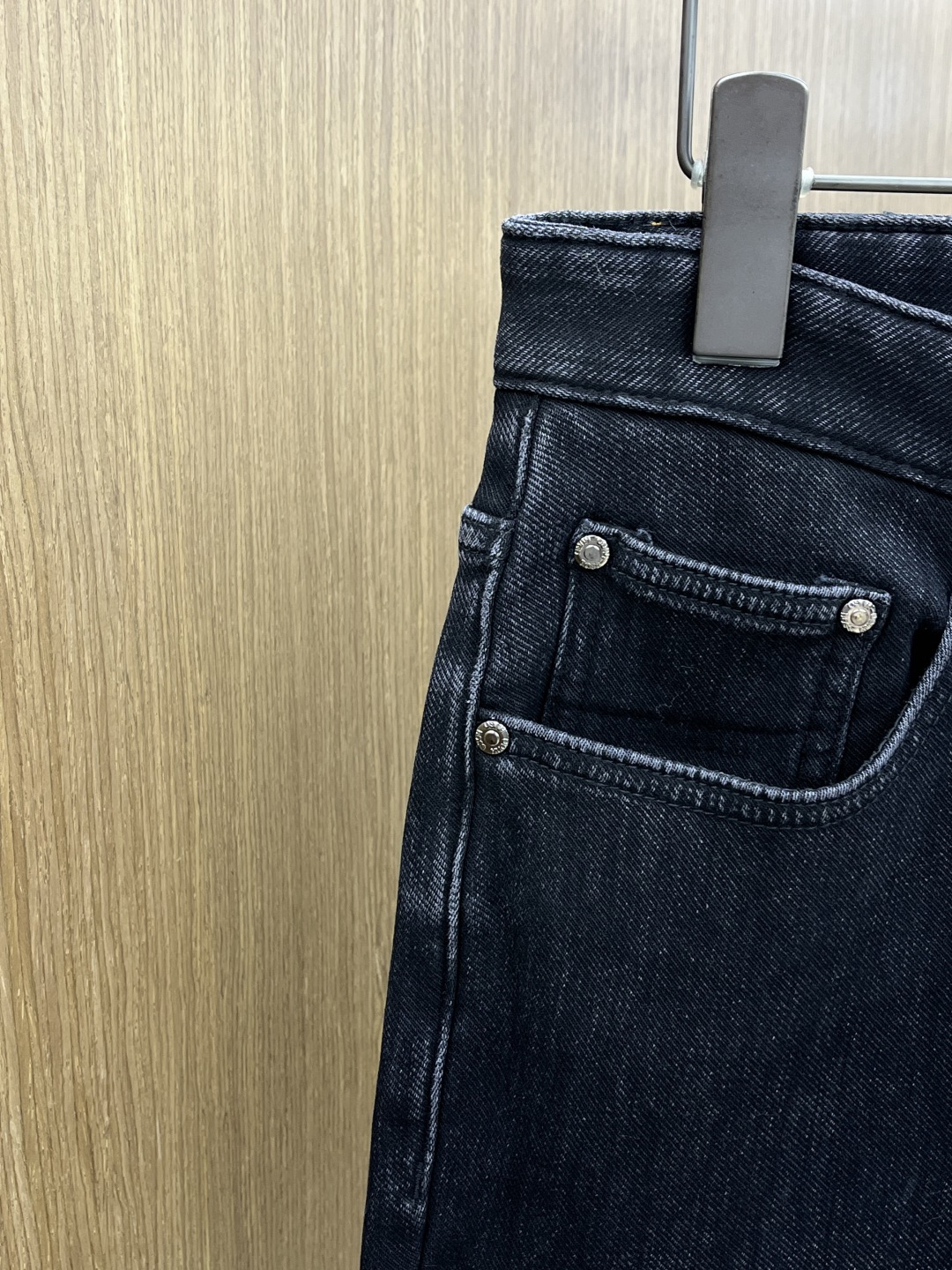 加绒款 Hugo 🔥🔥ss秋冬新品，官网同步有售，男士高端商务休闲西裤，高端进口面料，带弹力，后面采用硅