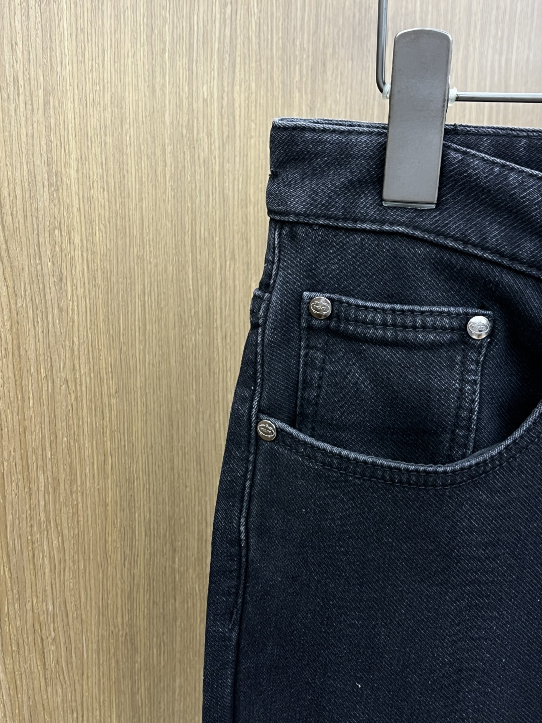 加绒款 BBR 🔥🔥ss秋冬新品，官网同步有售，男士高端商务休闲西裤，高端进口面料，带弹力，后面采用硅胶