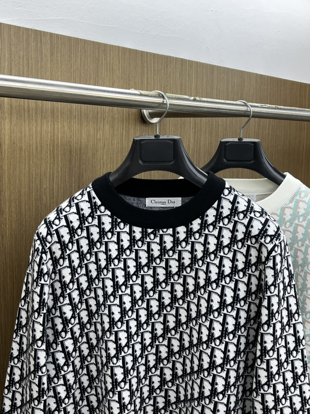 秋冬爆品 CD 🔥🔥aw秋冬新款 同步 时尚经典针织毛衣 秋冬必备款 采用针织衫加厚毛衣，精致简洁大方 