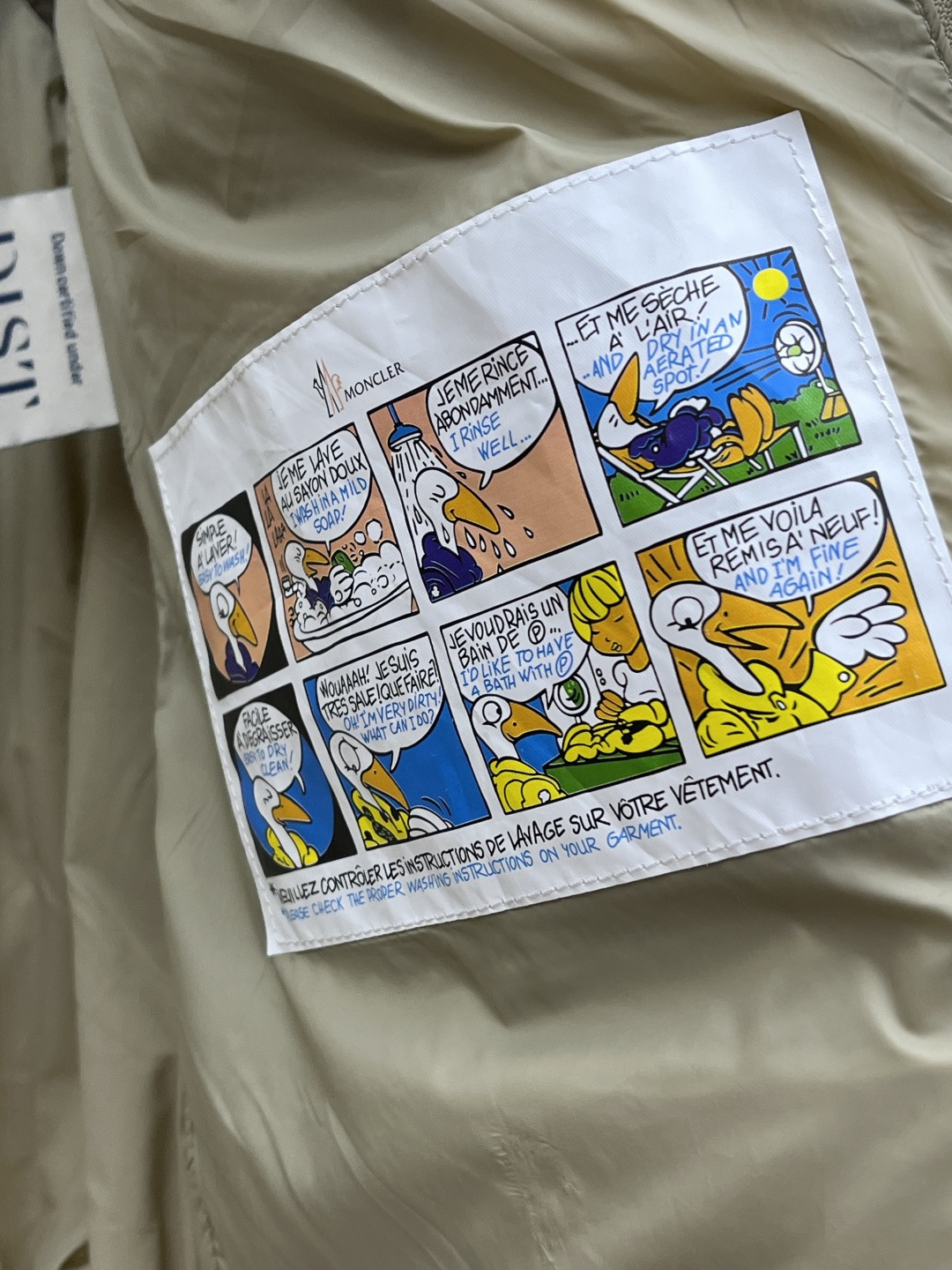 秋冬羽绒 🆕Moncler蒙口 2025ss秋冬新款时尚休闲连帽羽绒马甲外套，胸口经典logo爆款羽绒服