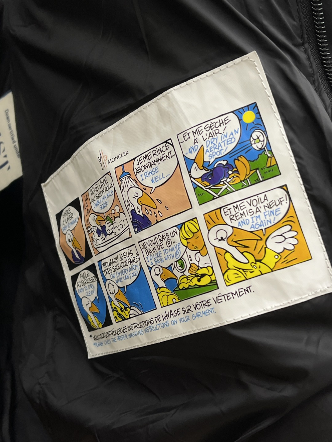 秋冬羽绒 🆕Moncler蒙口 2025ss秋冬新款时尚休闲连帽羽绒马甲外套，胸口经典logo爆款羽绒服