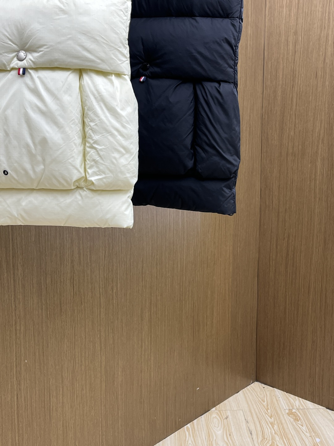 秋冬羽绒 🆕Moncler蒙口 2025ss秋冬新款时尚休闲羽绒外套马甲，处处细节显工艺足够的高级，结构