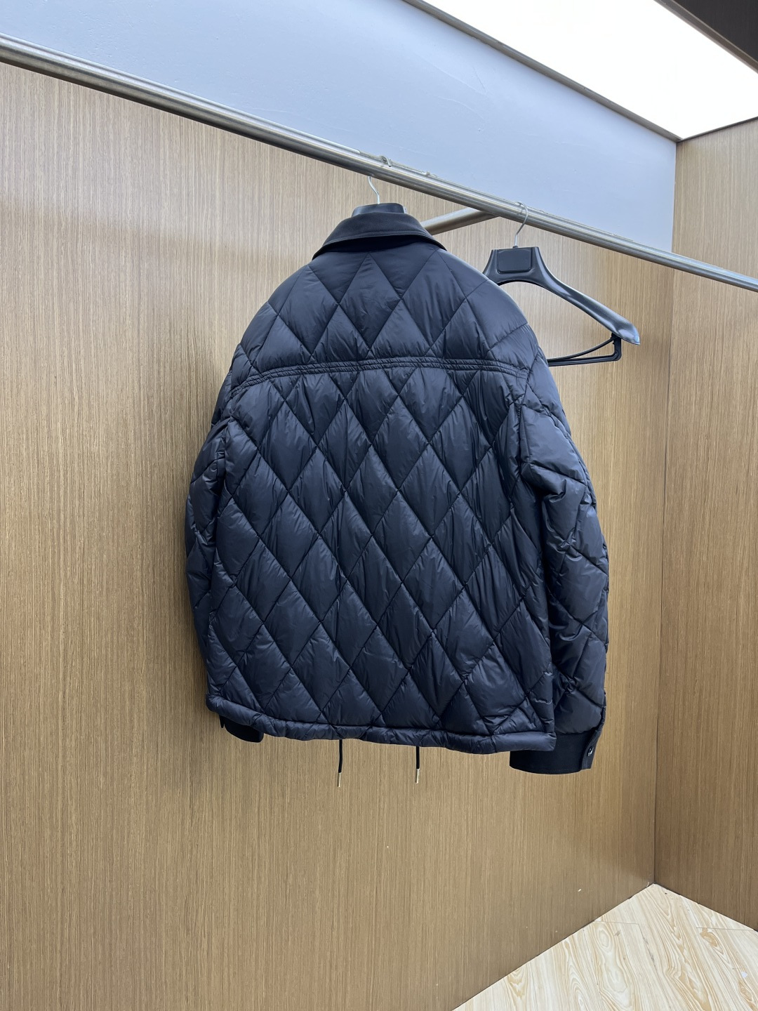 秋冬羽绒 🆕Moncler蒙口 2025ss秋冬新款时尚休闲羽绒外套，牛仔拼接翻领羽绒服，处处细节显工艺