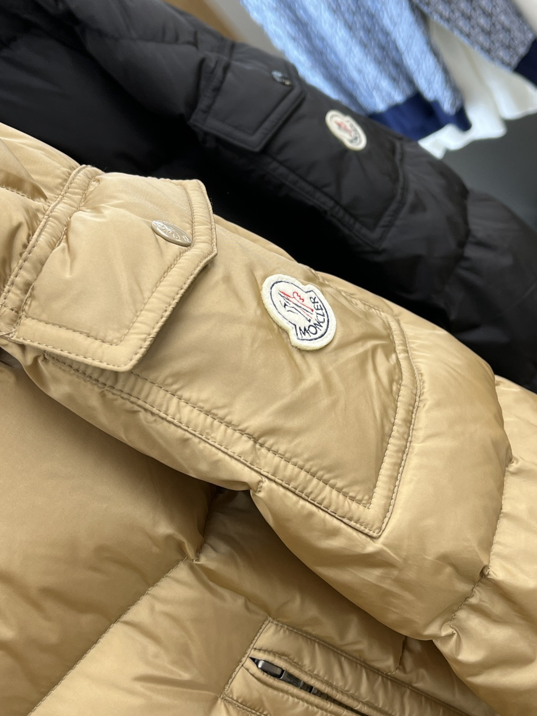 秋冬羽绒 🆕Moncler蒙口 2025ss秋冬新款时尚休闲羽绒外套，连帽可拆，处处细节显工艺足够的高级