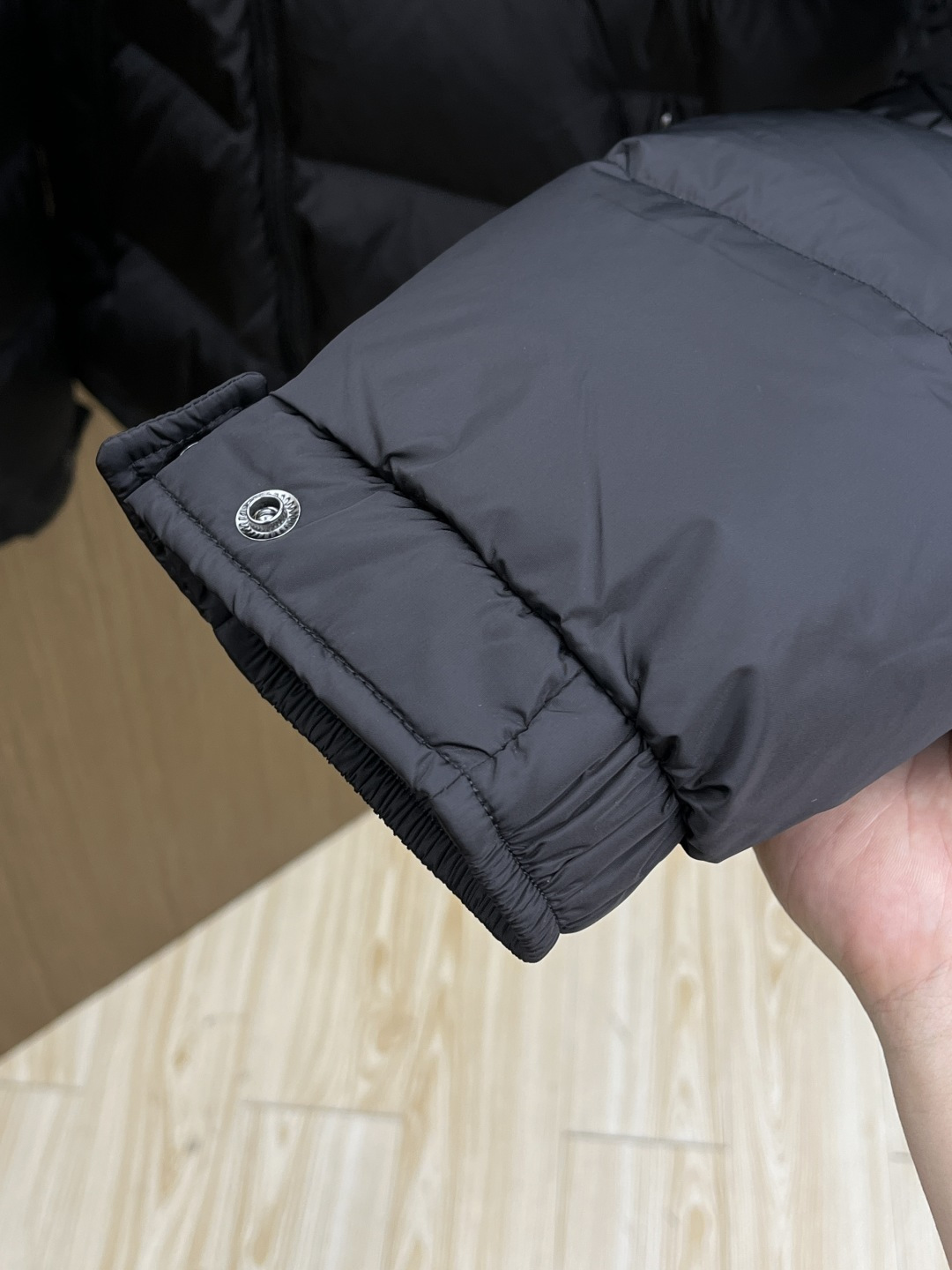 秋冬羽绒 🆕Moncler蒙口 2025ss秋冬新款时尚休闲羽绒外套，连帽可拆，处处细节显工艺足够的高级