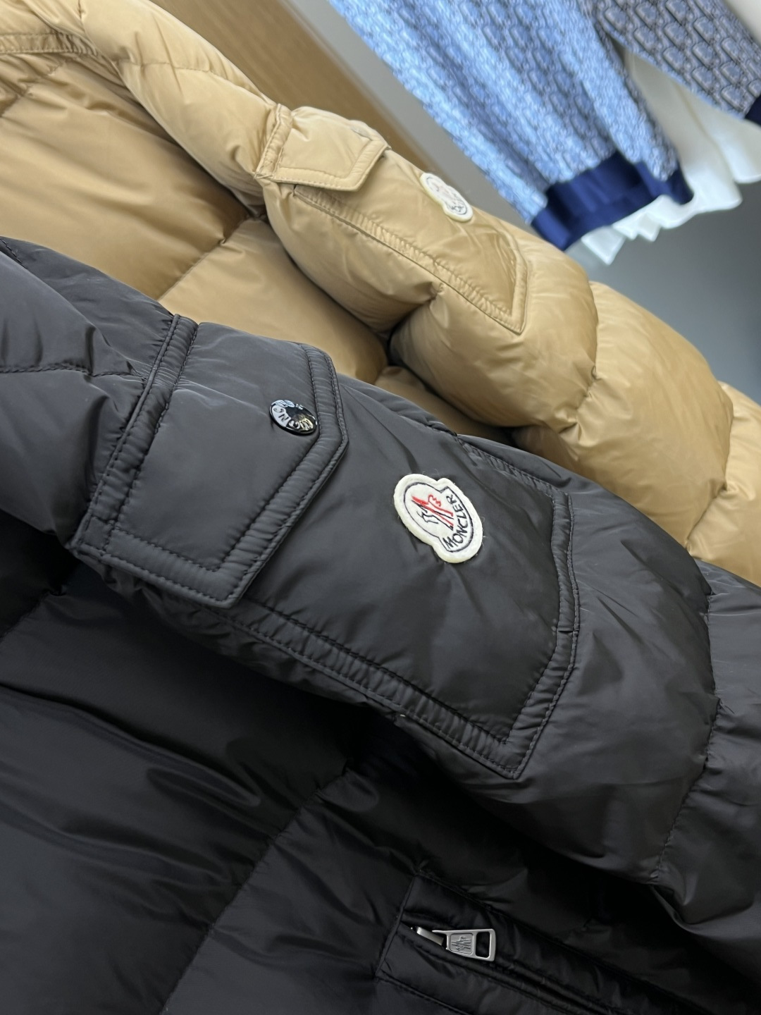 秋冬羽绒 🆕Moncler蒙口 2025ss秋冬新款时尚休闲羽绒外套，连帽可拆，处处细节显工艺足够的高级