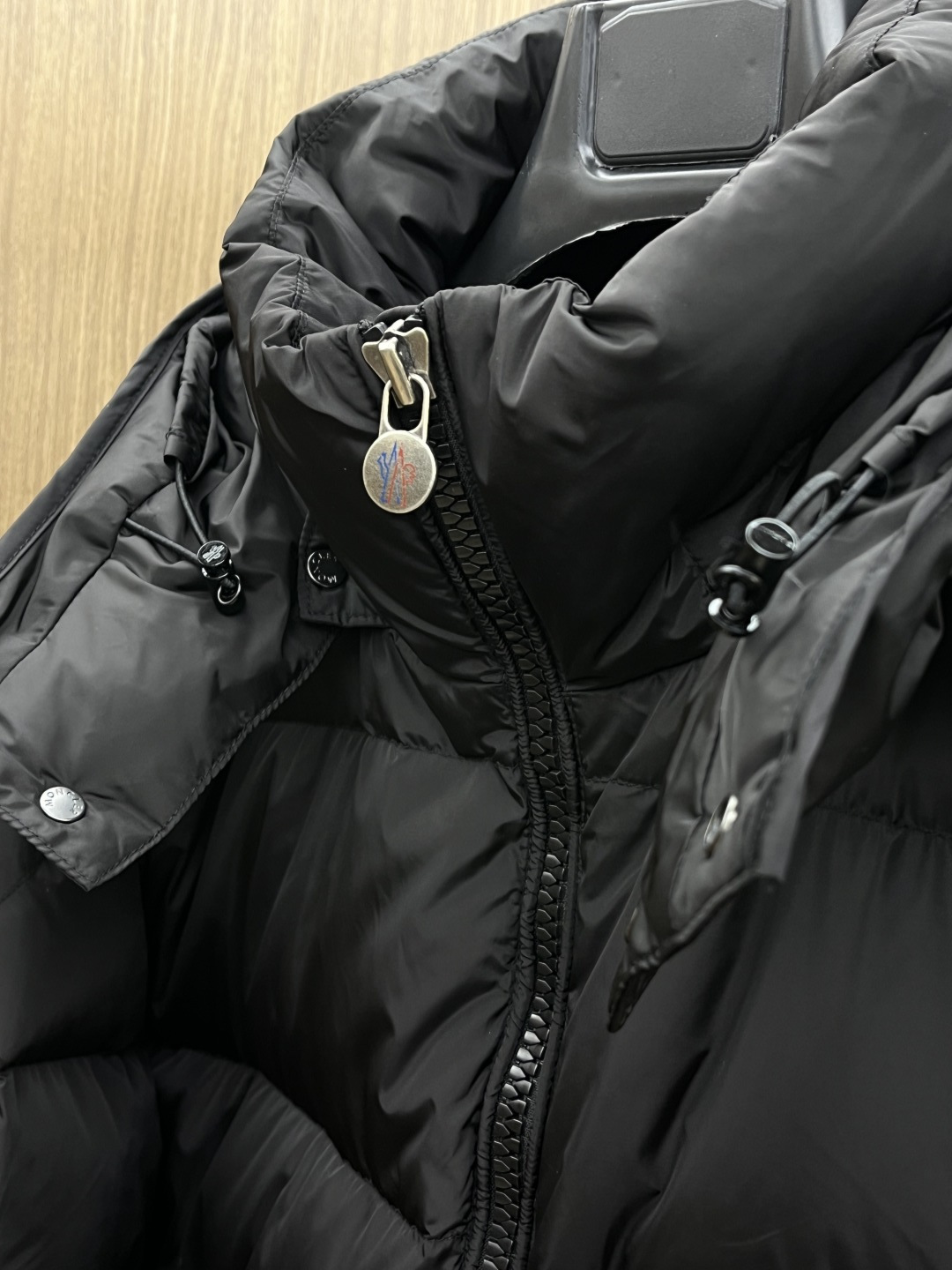 秋冬羽绒 🆕Moncler蒙口 2025ss秋冬新款时尚休闲羽绒外套，连帽可拆，处处细节显工艺足够的高级