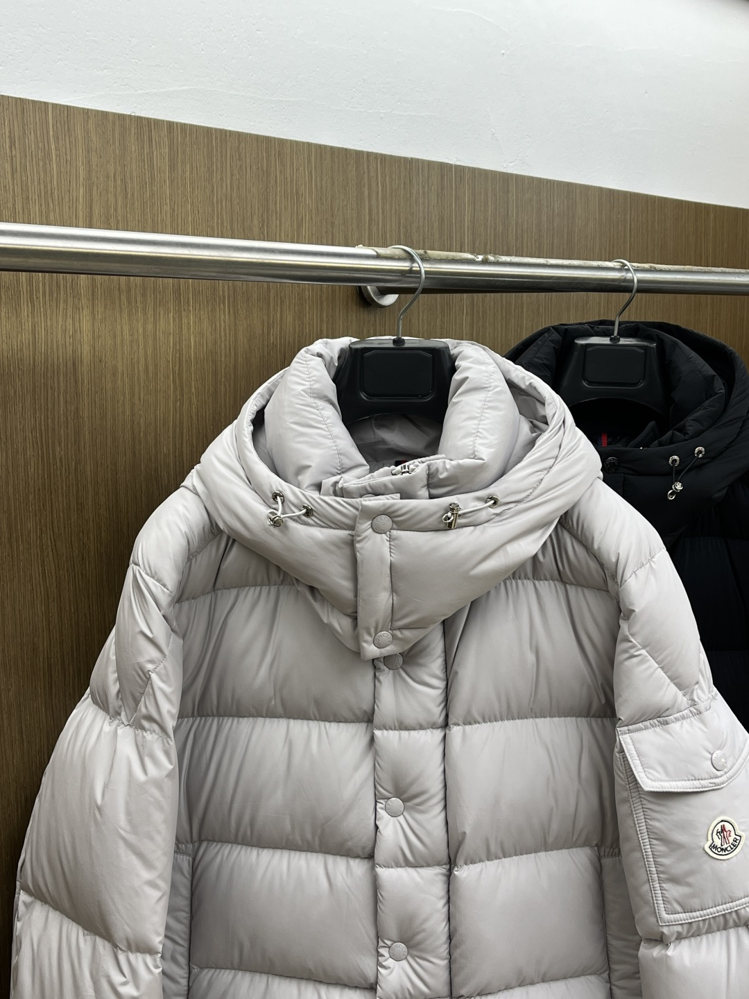 秋冬羽绒 🆕Moncler蒙口 2025ss秋冬新款时尚休闲羽绒外套，连帽可拆，处处细节显工艺足够的高级