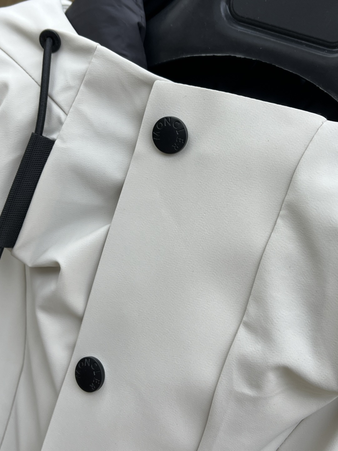 秋冬羽绒 Mon 🔥🔥高版本 25FW秋冬季新款！-Moncl*r男士户外休闲连帽中长款，高端轻奢的时尚