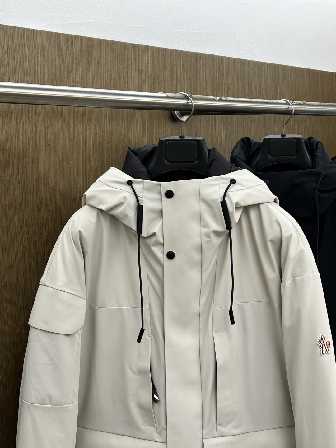 秋冬羽绒 Mon 🔥🔥高版本 25FW秋冬季新款！-Moncl*r男士户外休闲连帽中长款，高端轻奢的时尚