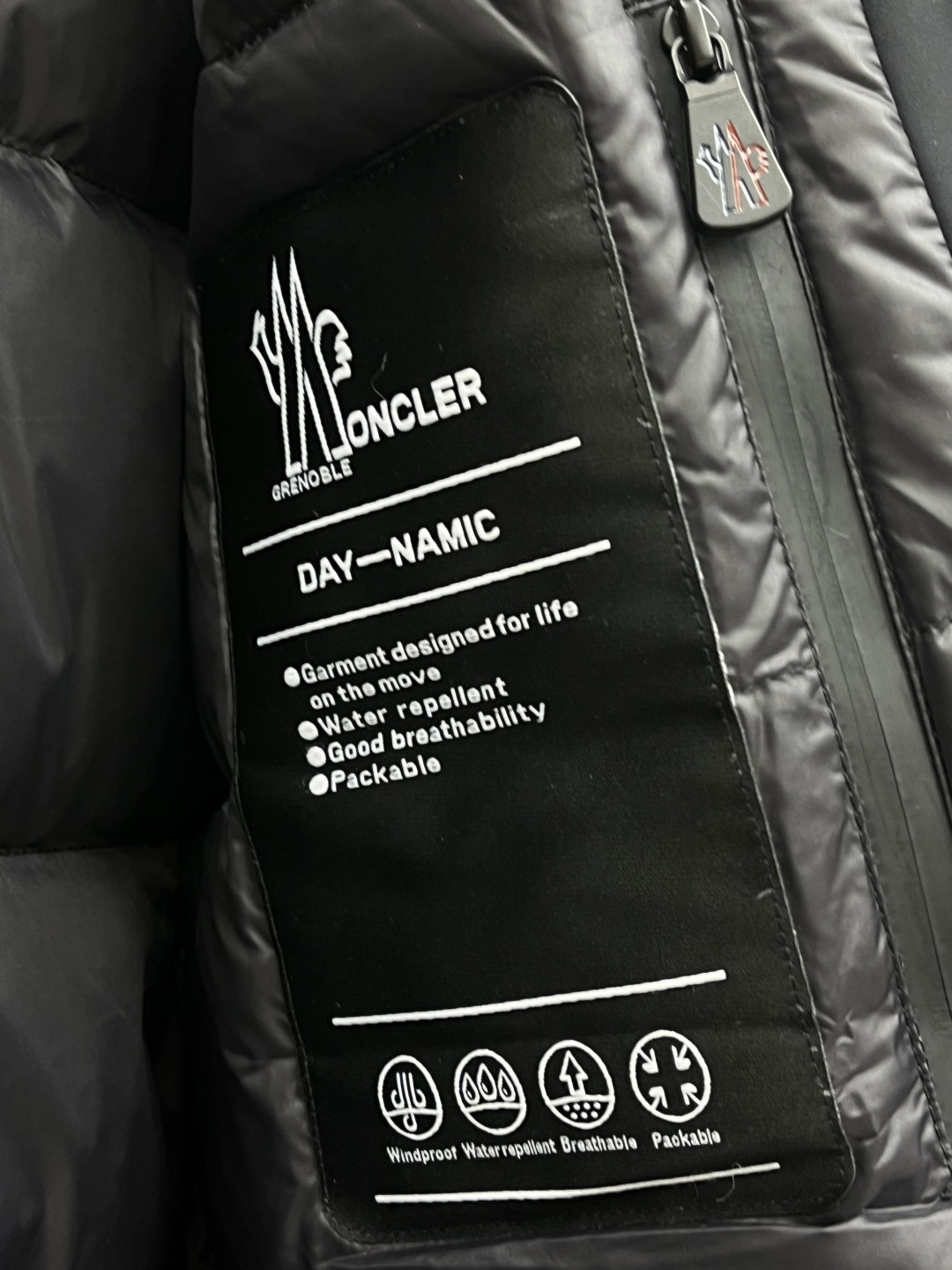 秋冬羽绒 Mon 🔥🔥高版本 25FW秋冬季新款！-Moncl*r男士户外休闲连帽中长款，高端轻奢的时尚